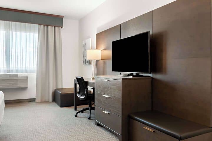 Room 47 of 75