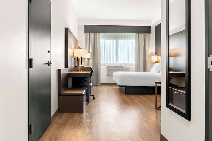 Room 21 of 75