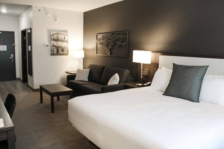 Room 14 of 75